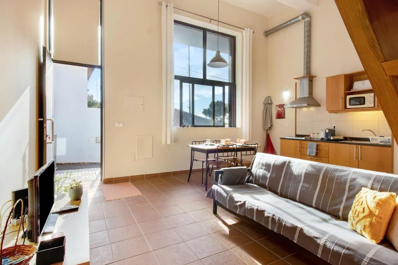 Апартаменты Calheta Lofts I  Кальета